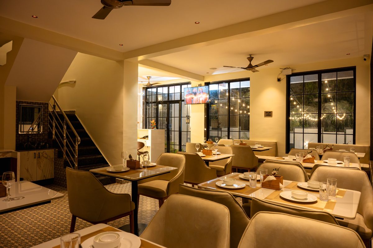 Restaurant at Barefoot Bliss Resort serving coastal flavours