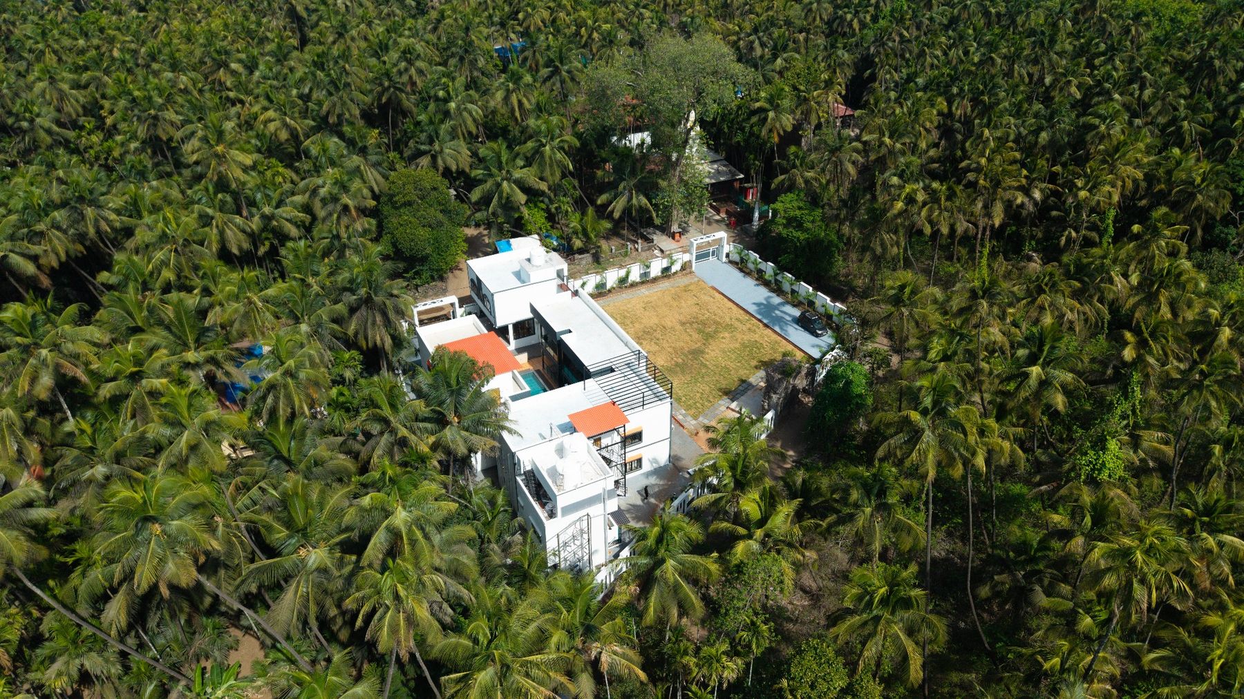 Swimming pool at Barefoot Bliss Resort, Revdanda